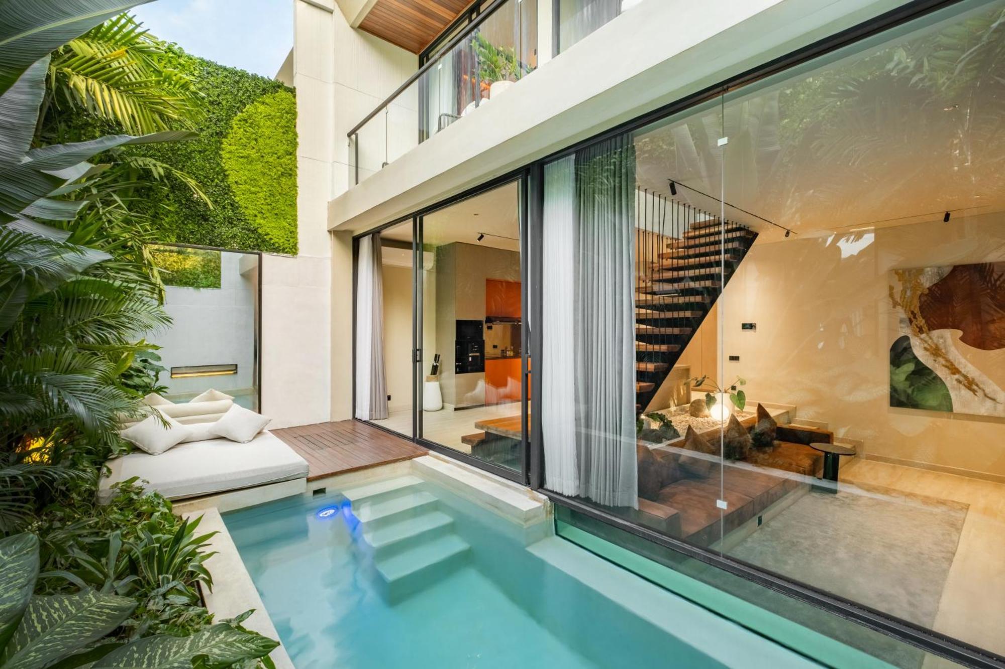 Alex Complex N4 * Canggu